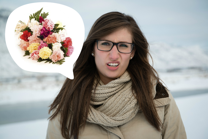 DIY Mini Carnation Arrangement - lemonthistle.com