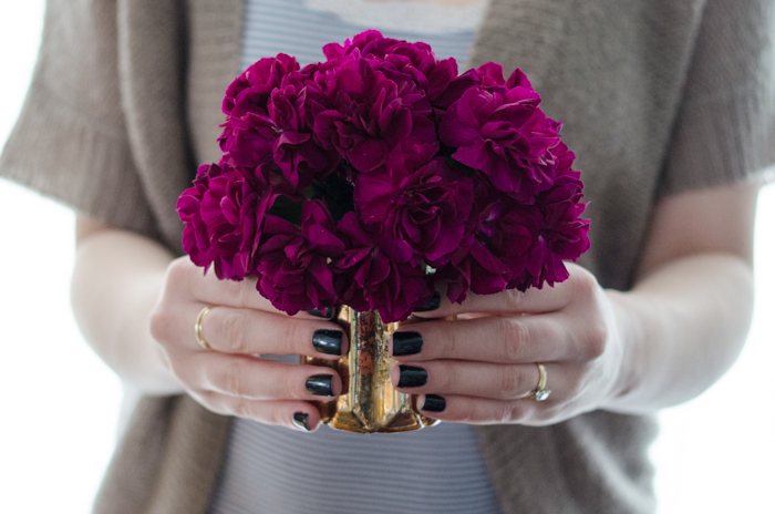 DIY Mini Carnation Arrangement - lemonthistle.com