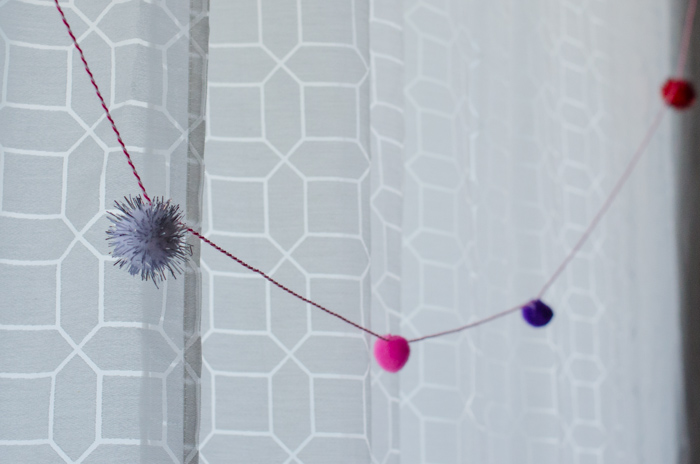 DIY Valentines Pom Pom Garland