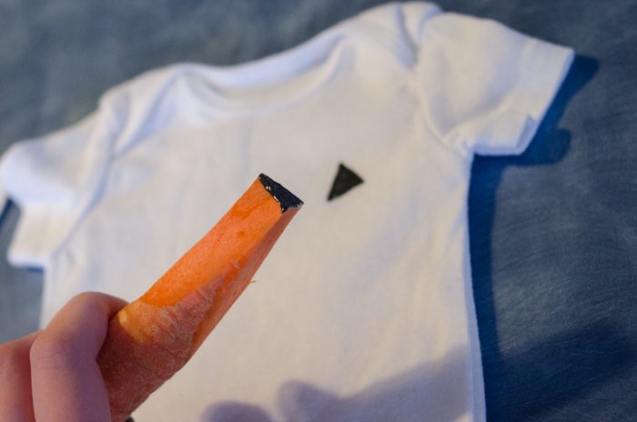 DIY Stamped Onesies - lemonthistle.com
