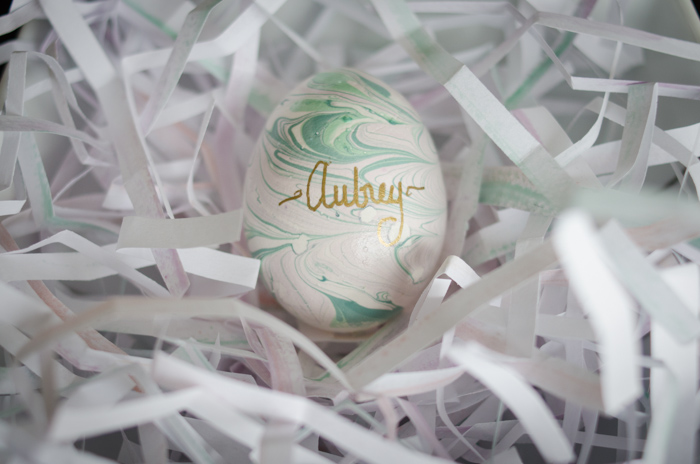 DIY Pastel Marbled Easter Eggs - lemonthistle.com