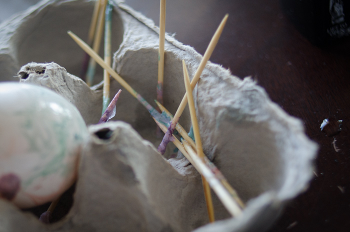 DIY Pastel Marbled Easter Eggs - lemonthistle.com