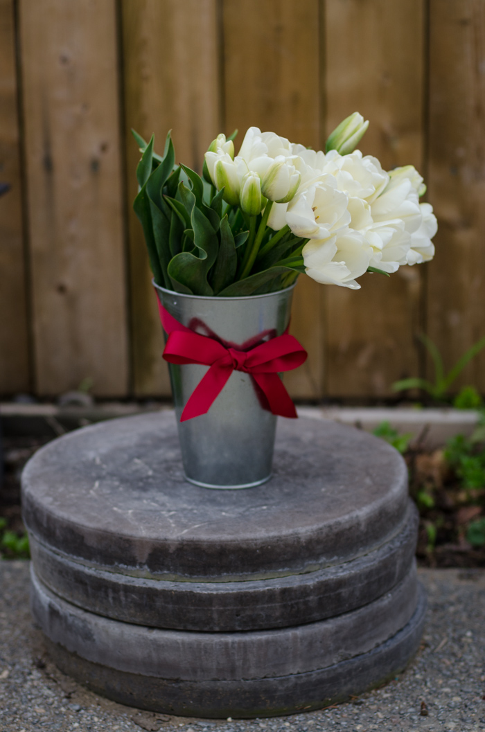 DIY Tulip Arrangement for Spring - lemonthistle.com
