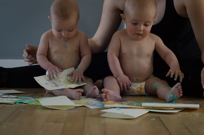 Finger Painting for Babies - lemonthistle.com