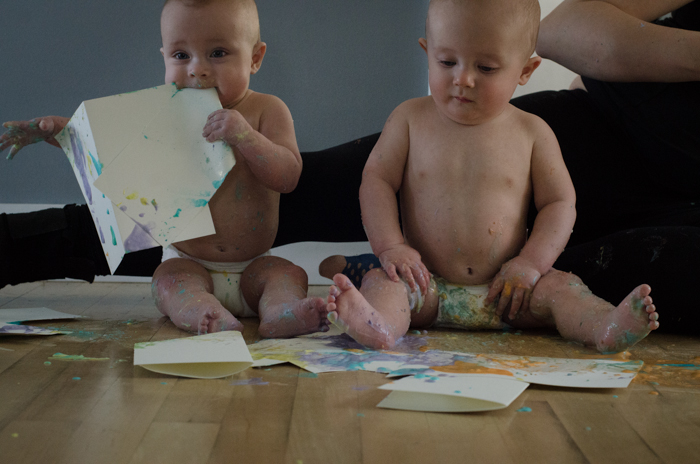 Finger Painting for Babies - lemonthistle.com