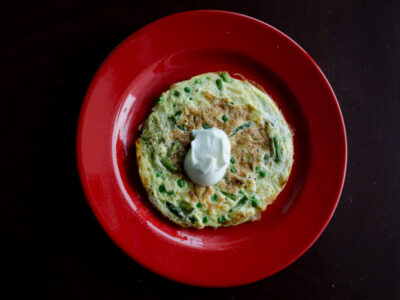 Spring Asparagus Pea Omelette - lemonthistle.com