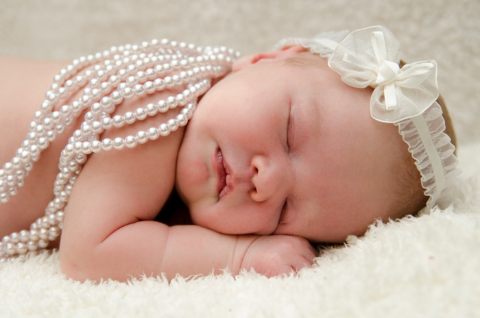 Pearls and Lace Baby Shower - lemonthistle.com