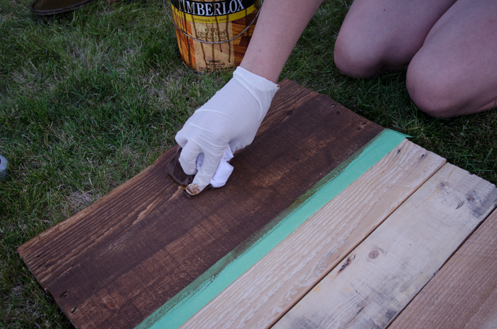 DIY Canada Day Pallet Art! - lemonthistle.com