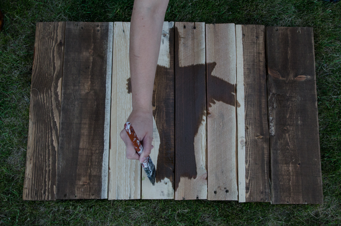 DIY Canada Day Pallet Art! - lemonthistle.com