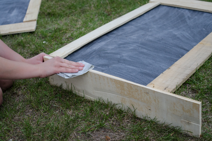 Giant DIY Chalkboard - lemonthistle.com