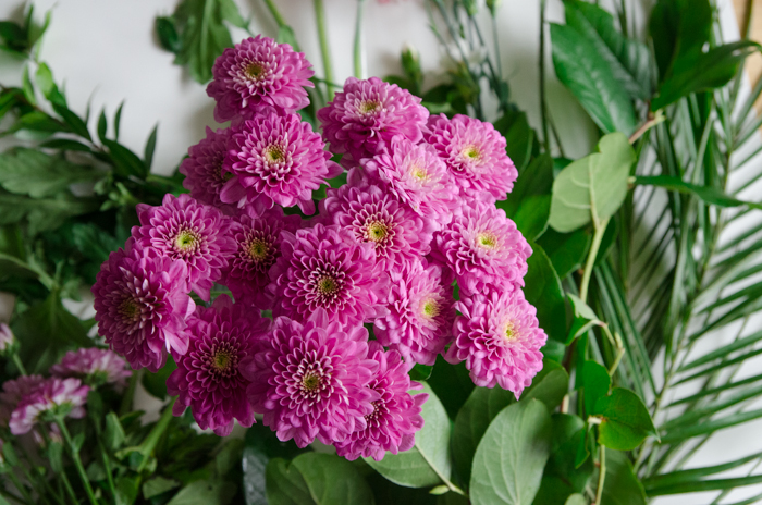 Pretty Up your Grocery Store Florals - lemonthistle.com