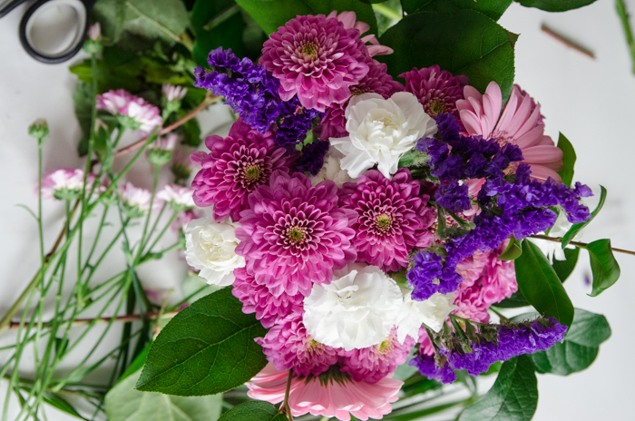 Pretty Up your Grocery Store Florals - lemonthistle.com