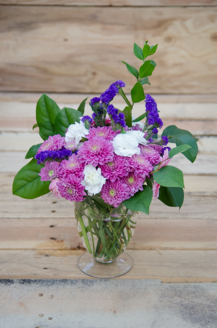 Pretty Up your Grocery Store Florals - lemonthistle.com