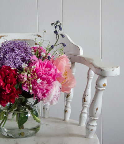DIY Spring Floral Arrangement - lemonthistle.com