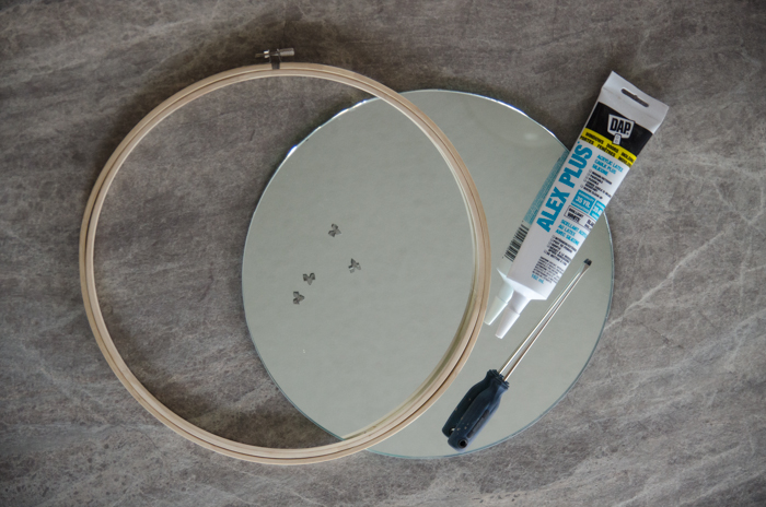 DIY Hoop Mirror: An Anthro Knockoff! -lemonthistle.com
