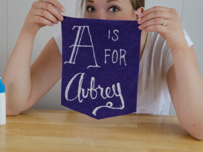 DIY Hand Painted Wall Hangings from Felt- these are super cute for a nursery!