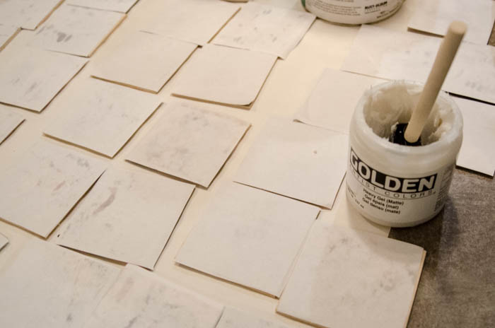DIY Wooden Photo Transfer Memory Game- what a fun gift idea! I loved Concentration as a kid