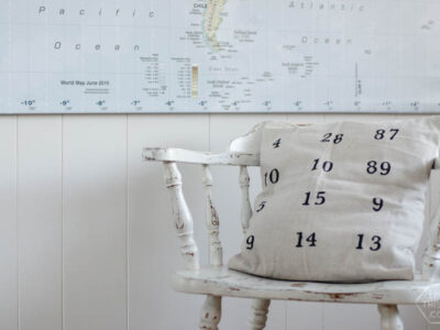 DIY Special Dates Pillow- I love meaningful home decor