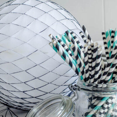 DIY Colour Edged Honeycomb Party Balls- So fun!