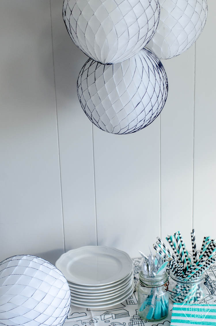 DIY Colour Edged Honeycomb Party Balls- So fun! 