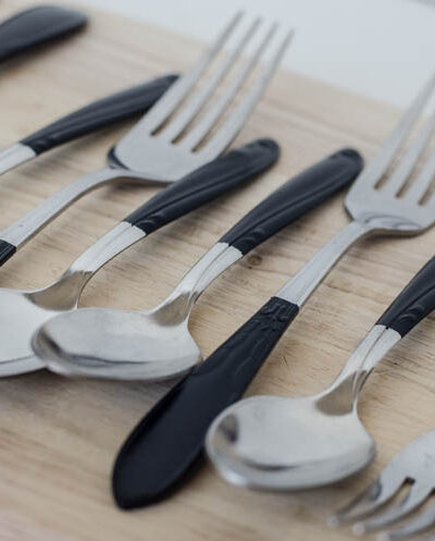 DIY Paint Dipped Silverware (That You can Actually Wash!)