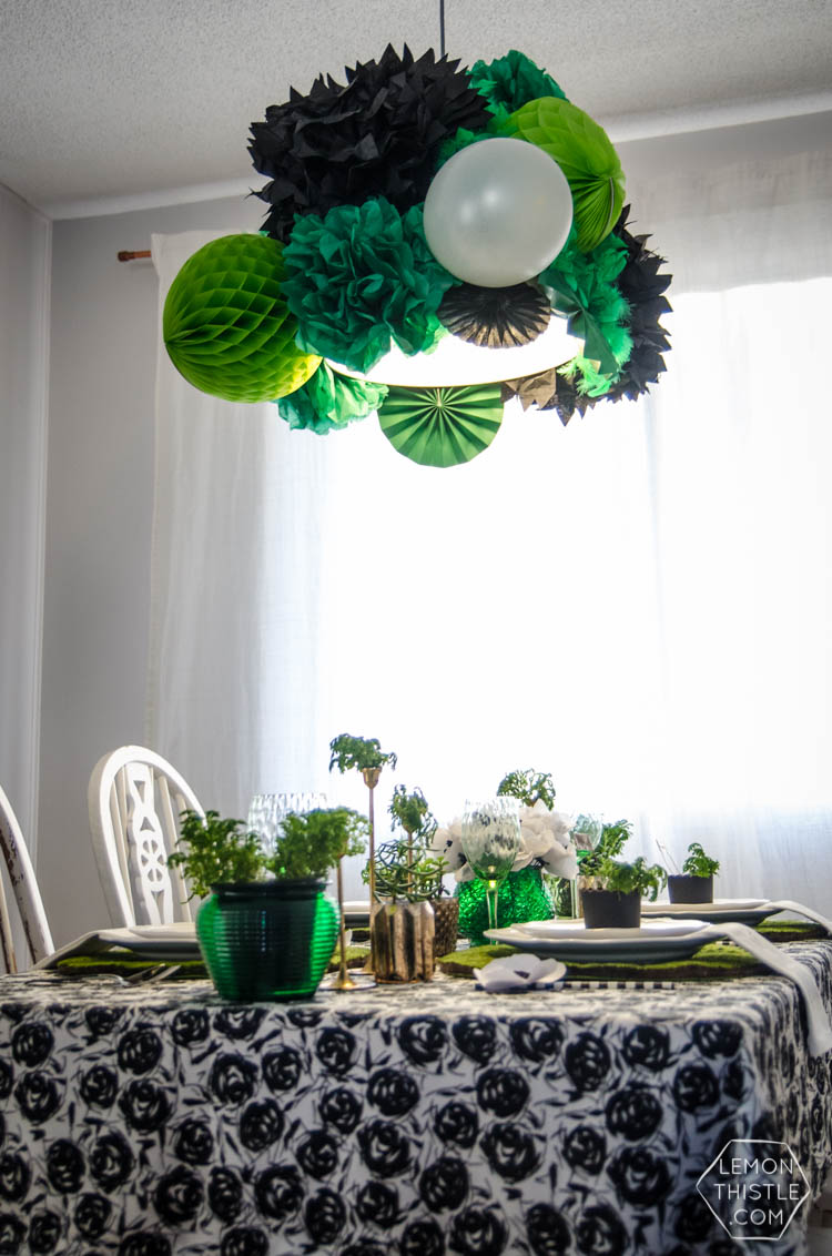 How to build a giant party garland!