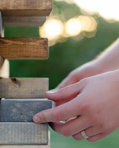 DIY Yard Games- I love this! Dominoes and Yahtzee would be such fun outdoor activities.