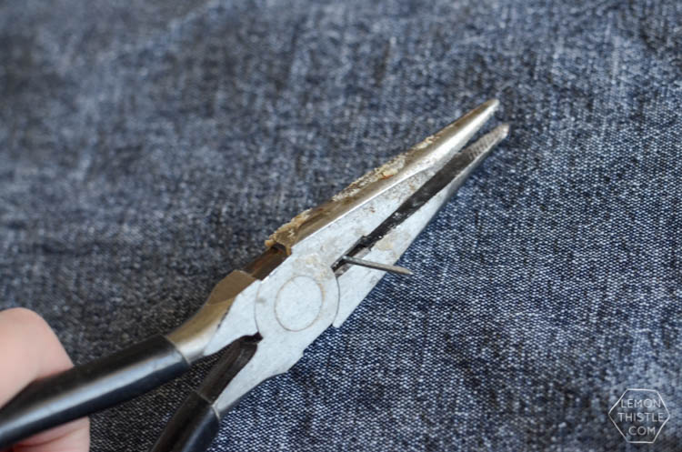 DIY Geometric Candle Holder out of Raw Wood- I love how simple this is!