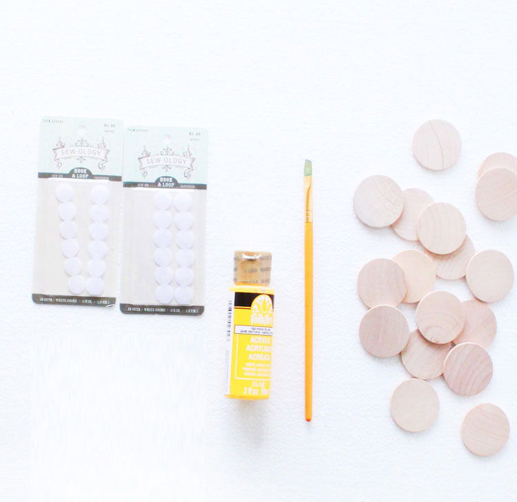 DIY Emoji Snack Boxes- so much fun for  a party!