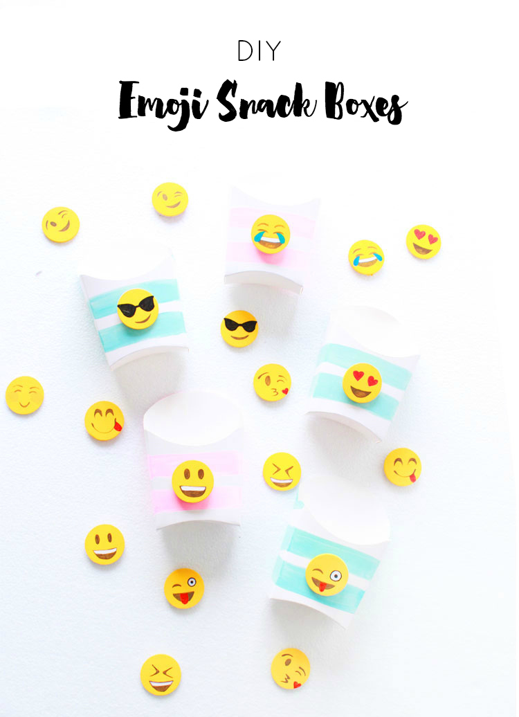 DIY Emoji Snack Boxes- so much fun for  a party!