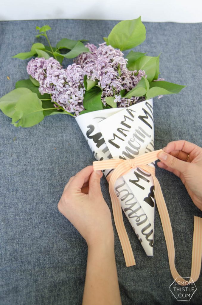 Free Printable Hand Lettered Flower Wraps for Mothers Day gifts