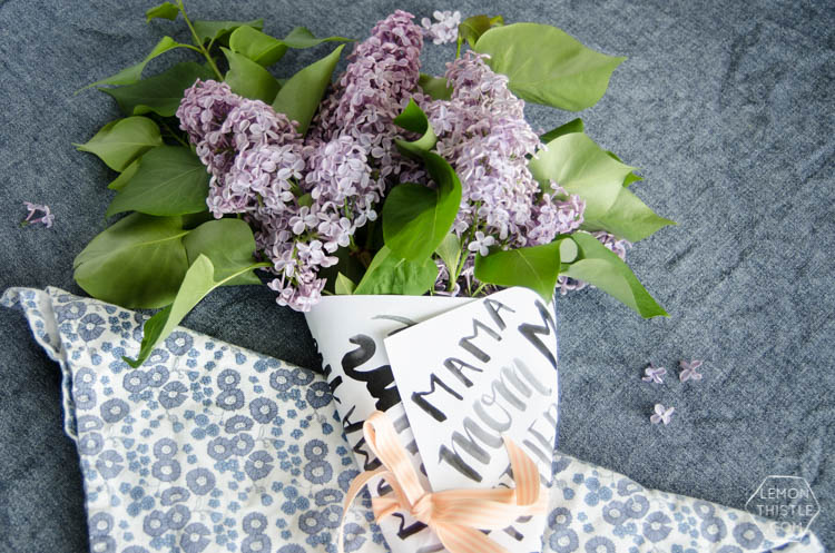 Free Printable Hand Lettered Flower Wraps for Mothers Day gifts