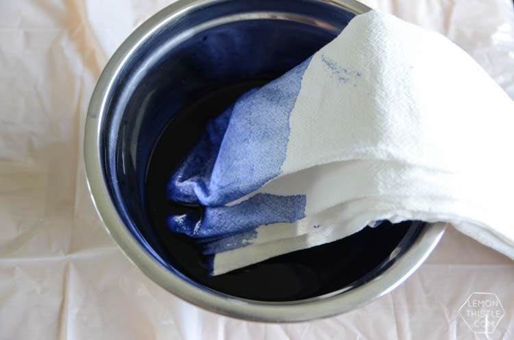 DIY Dip Drip Dye Tea Towel... I love how organic this looks compared to normal dip dye!