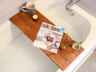 DIY Wooden Bath Caddy- this would make the perfect christmas gift! *hint hint*
