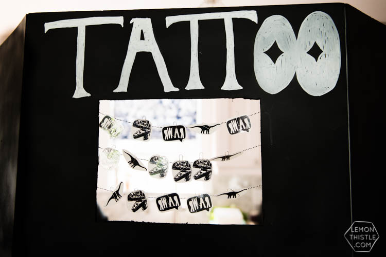 DIY Dinosaur Temporary Tattoo Station and free printables templates! Such a fun activity for a kid birthday party!