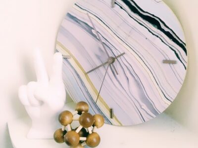 DIY Faux Marble Clock