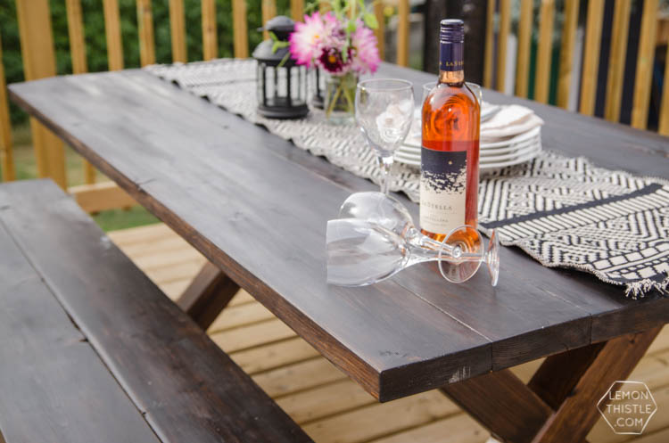 diy-x-leg-patio-table-with-pipe-trestle