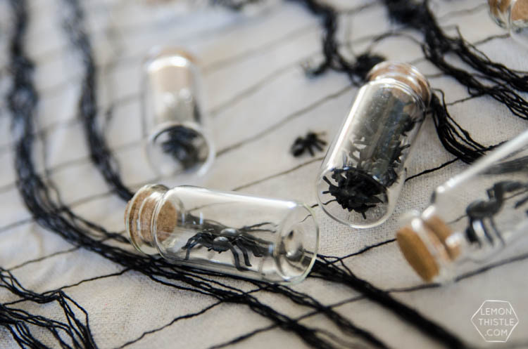 DIY Bugs in Jars for a simple spooky Halloween place setting