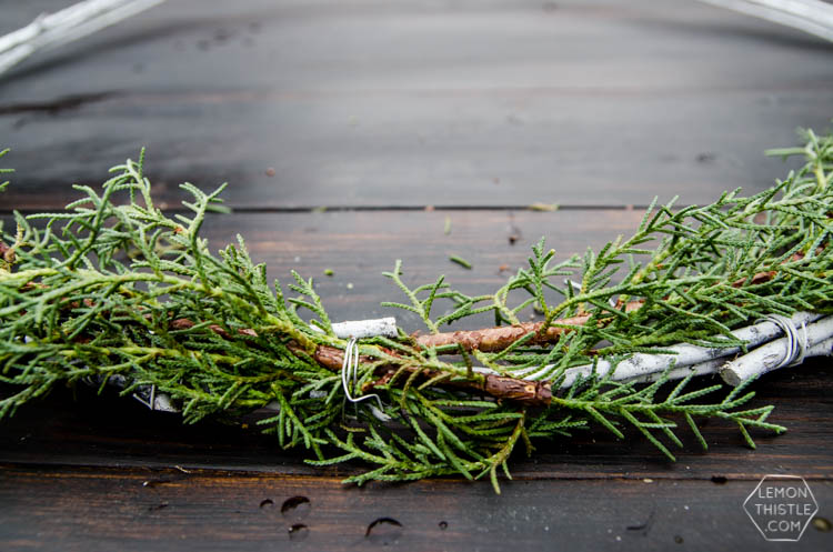 DIY Minimal Holiday Wreath with fresh greens