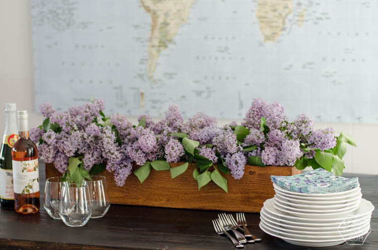 DIY Rustic Centrepiece with spring blooms