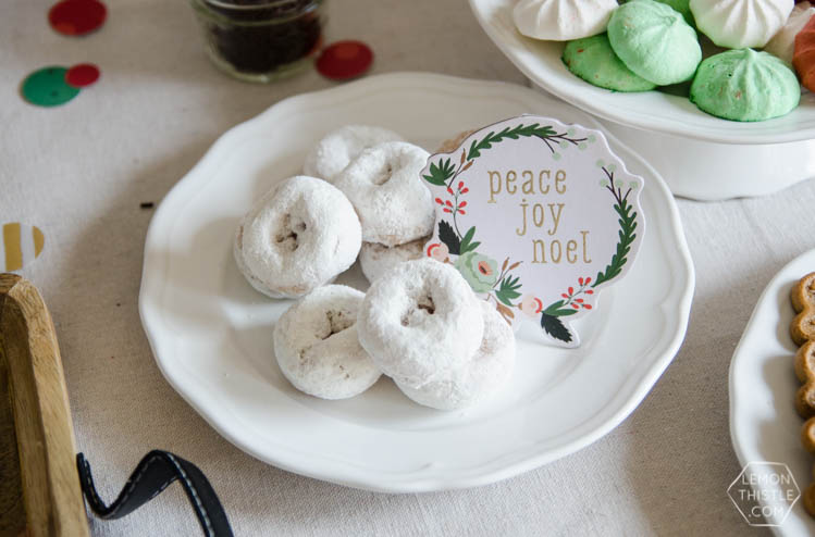 Holiday Party Table Styling Tips- a Christmas crafting and hot cocoa party!
