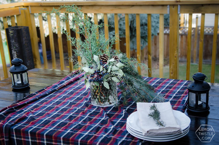 DIY Holiday Centrepiece using fresh winter greens- two different ways! Natural decor is my favourite Christmas decor