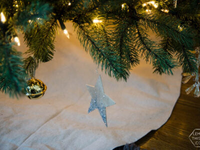DIY simple glitter tree skirt- I love this for a little more of a natural christmas