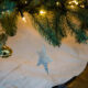 DIY simple glitter tree skirt- I love this for a little more of a natural christmas