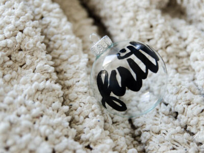 DIY Hand Lettered Ornaments- these would make great gifts for Christmas with the person's name!