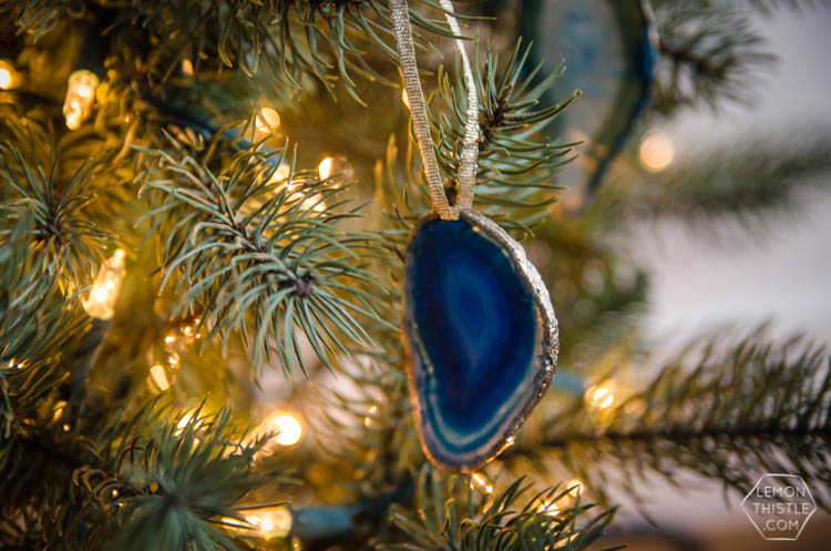 DIY precious gem ornaments- glitzy but natural, perfect Christmas decor!