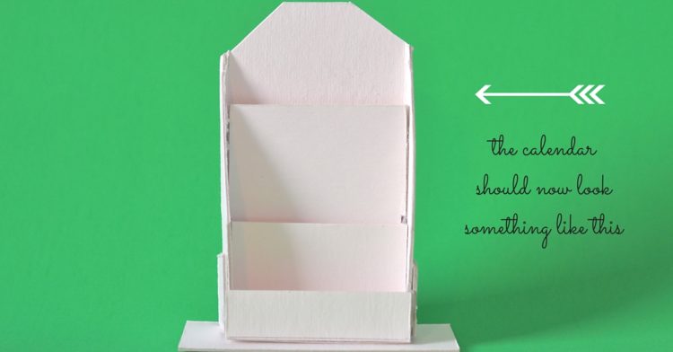 DIY Decoupage Desktop Calendar