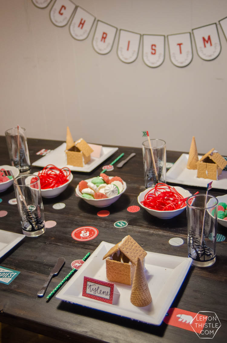 A simple gingerbread decorating party... I love this! The decorations are so classic but easy to accomplish