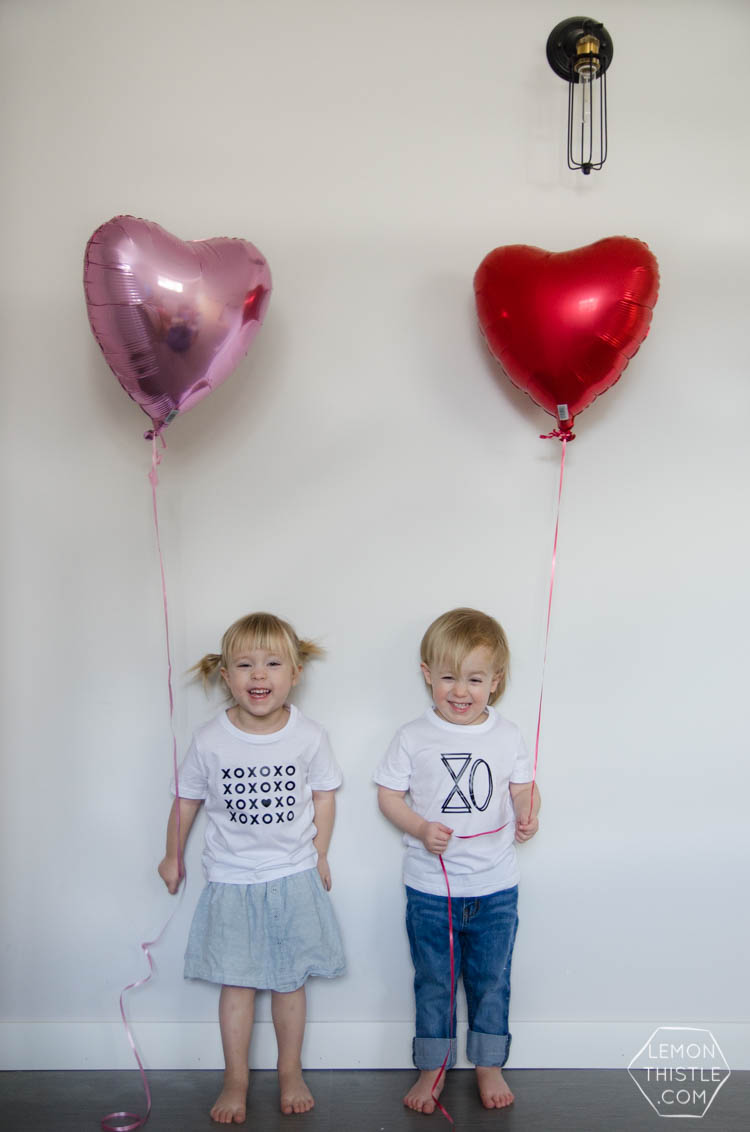 DIY XO T-Shirts... how fun are these to make for valentine's day!? Plus- it's a free printable design