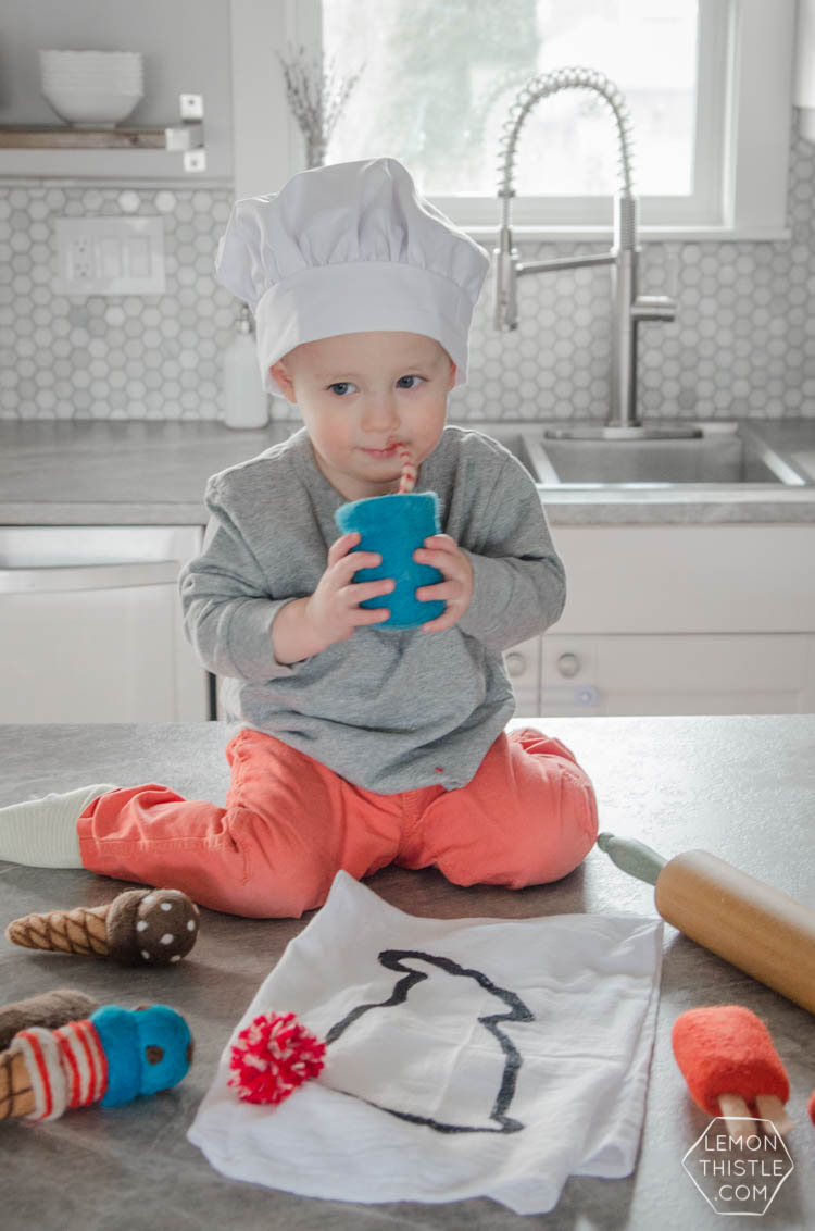 DIY Bunny Tail Tea Towel... isn't this adorable?! I love the pom pom